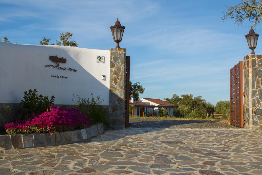 Monte Xisto Country Charm Hotel Santiago do Cacem Ruang foto