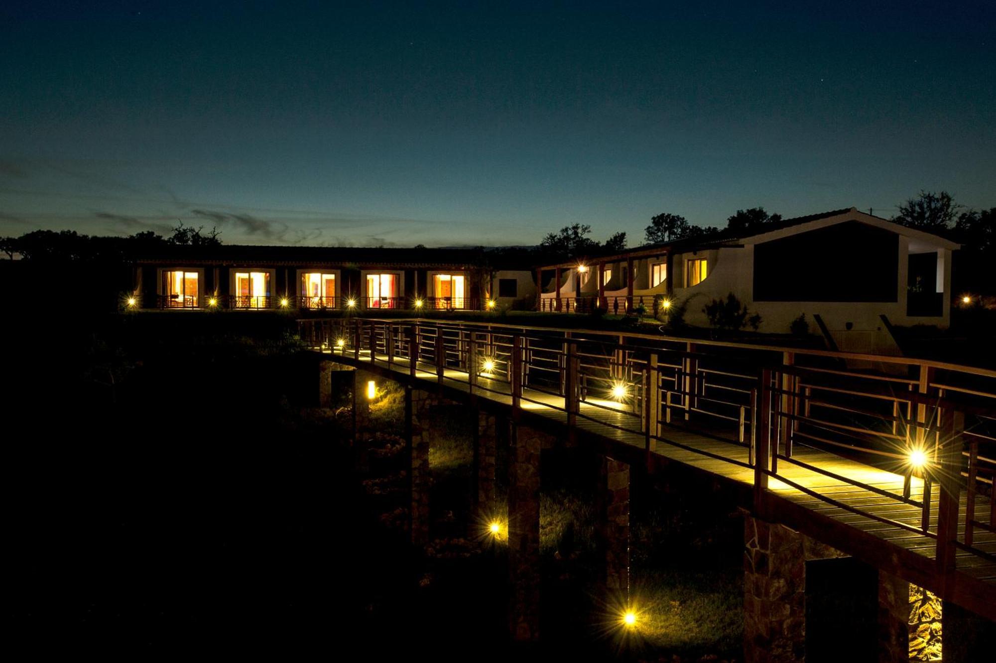 Monte Xisto Country Charm Hotel Santiago do Cacem Bagian luar foto