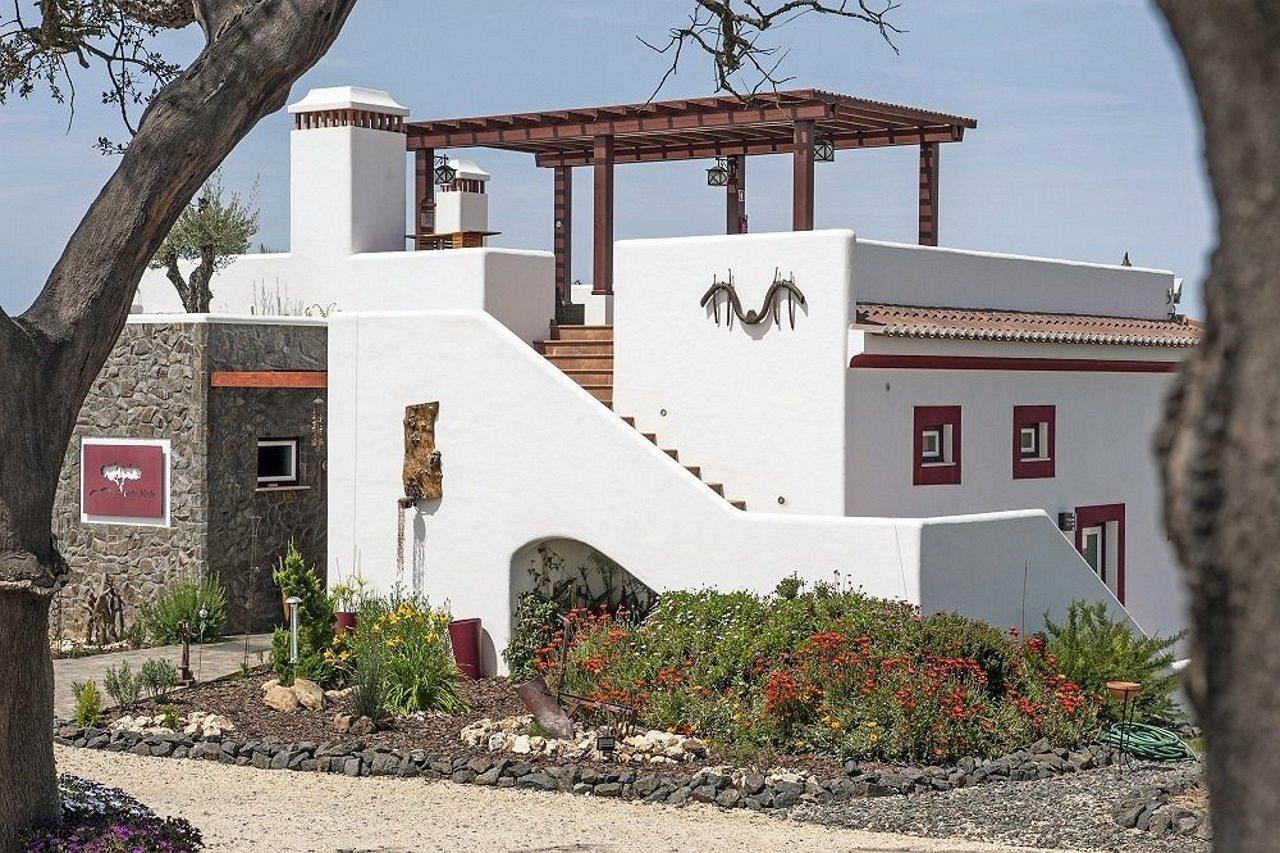 Monte Xisto Country Charm Hotel Santiago do Cacem Bagian luar foto