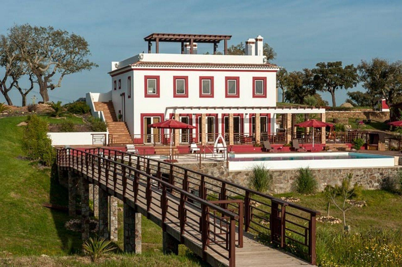 Monte Xisto Country Charm Hotel Santiago do Cacem Bagian luar foto